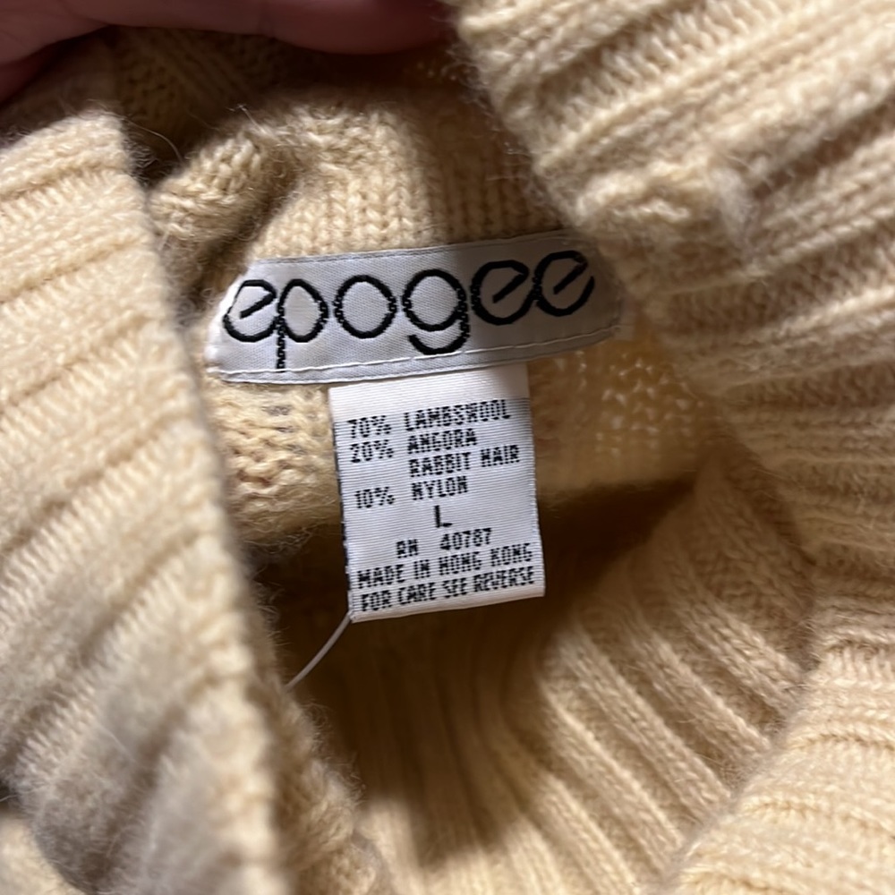 Epogee Size L Rabbit Hair/Lambswool Turtleneck Sweater - Picture 2 of 3